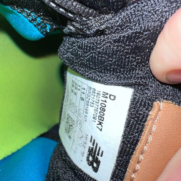 Fresh Foam Brand New Brooklyn 11.5 Shoes - Picture 4 of 4